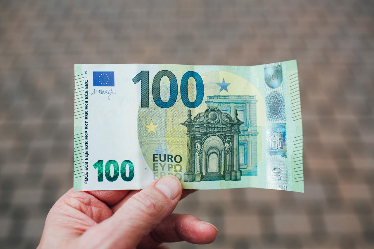 Previsión del euro (EUR) para 2025 y predicción del par EUR/USD 